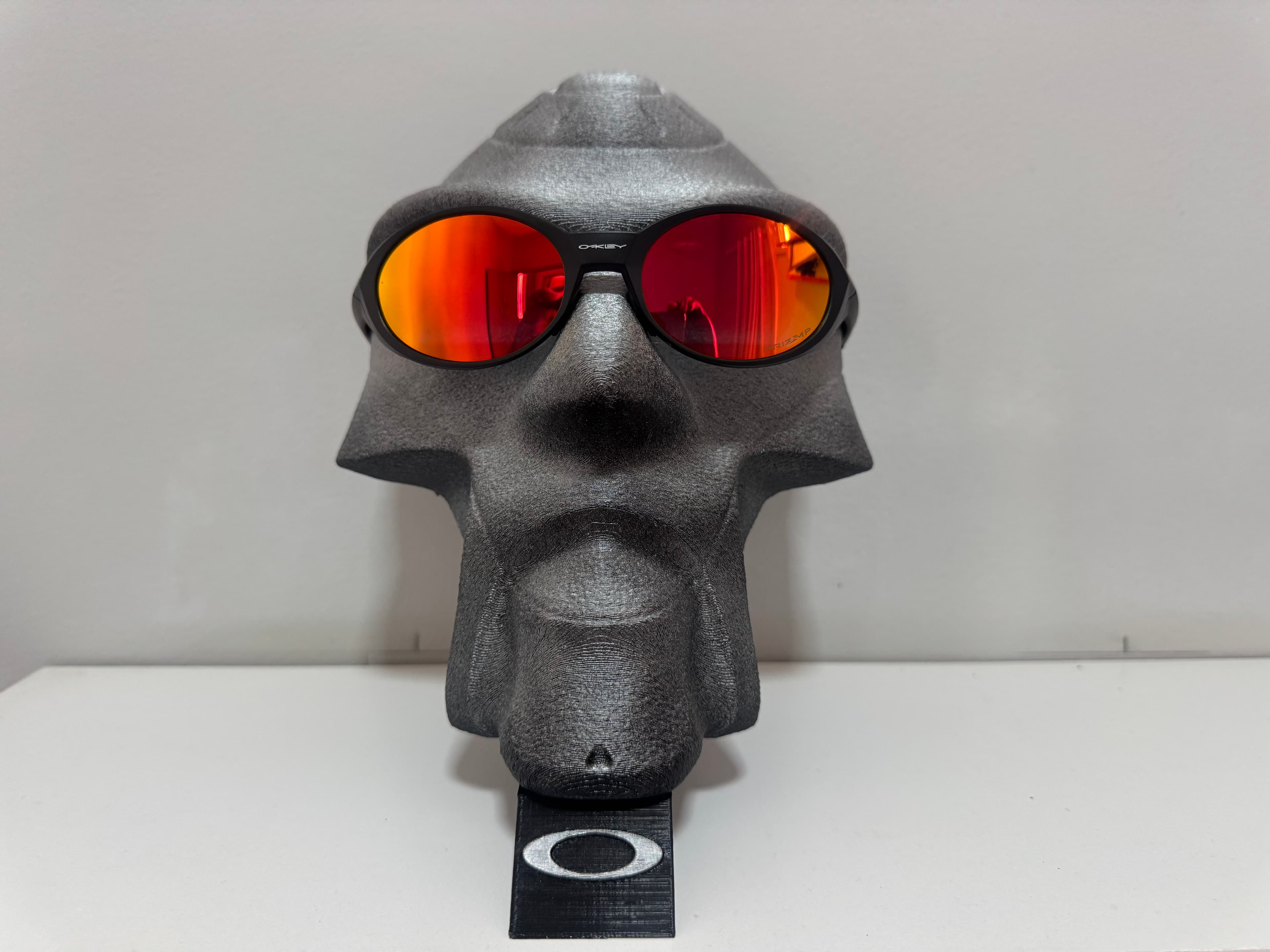 Eye Jacket Ruby